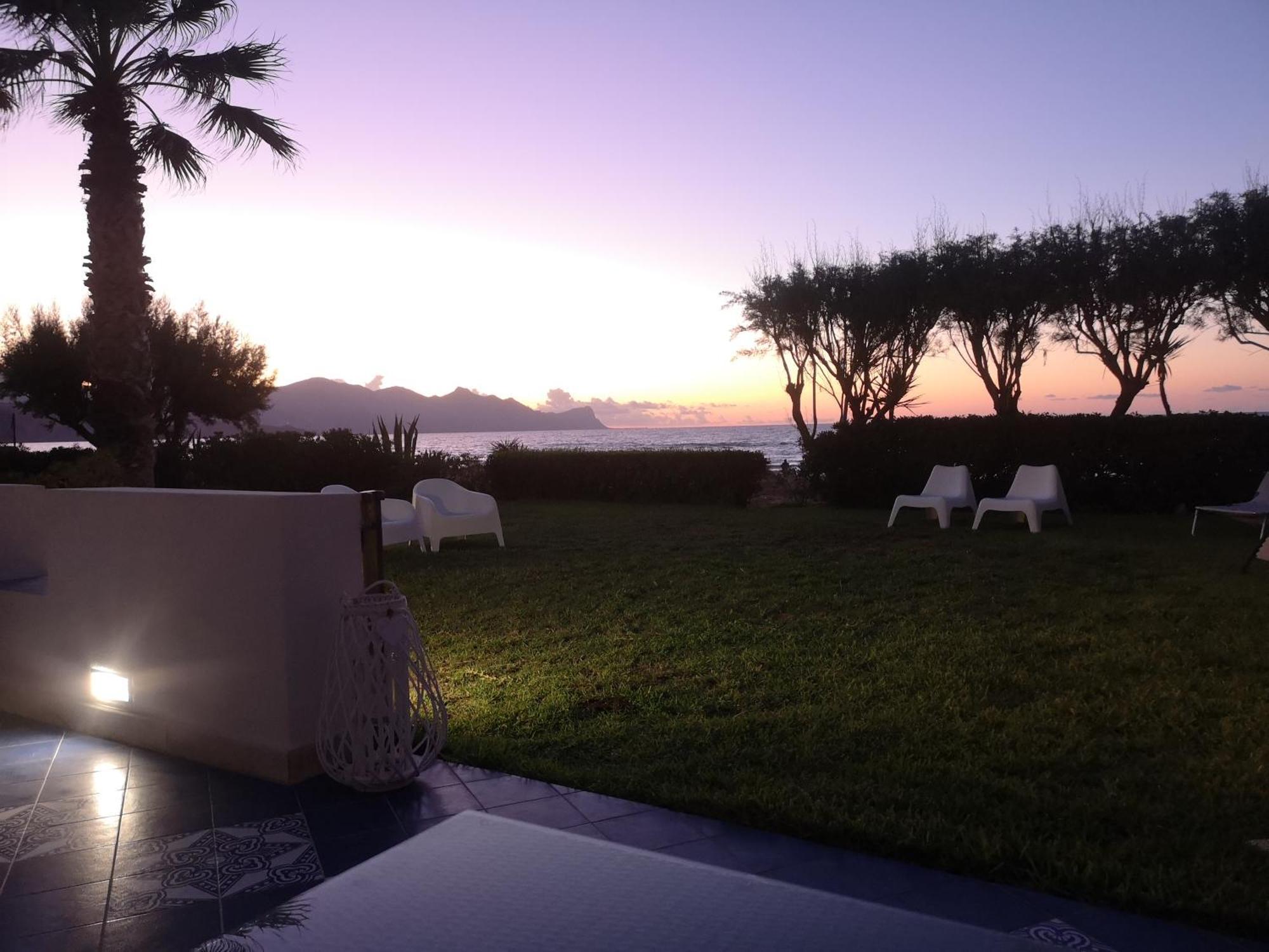 Casa Vacanze Ibiscus Alcamo Marina Exterior photo