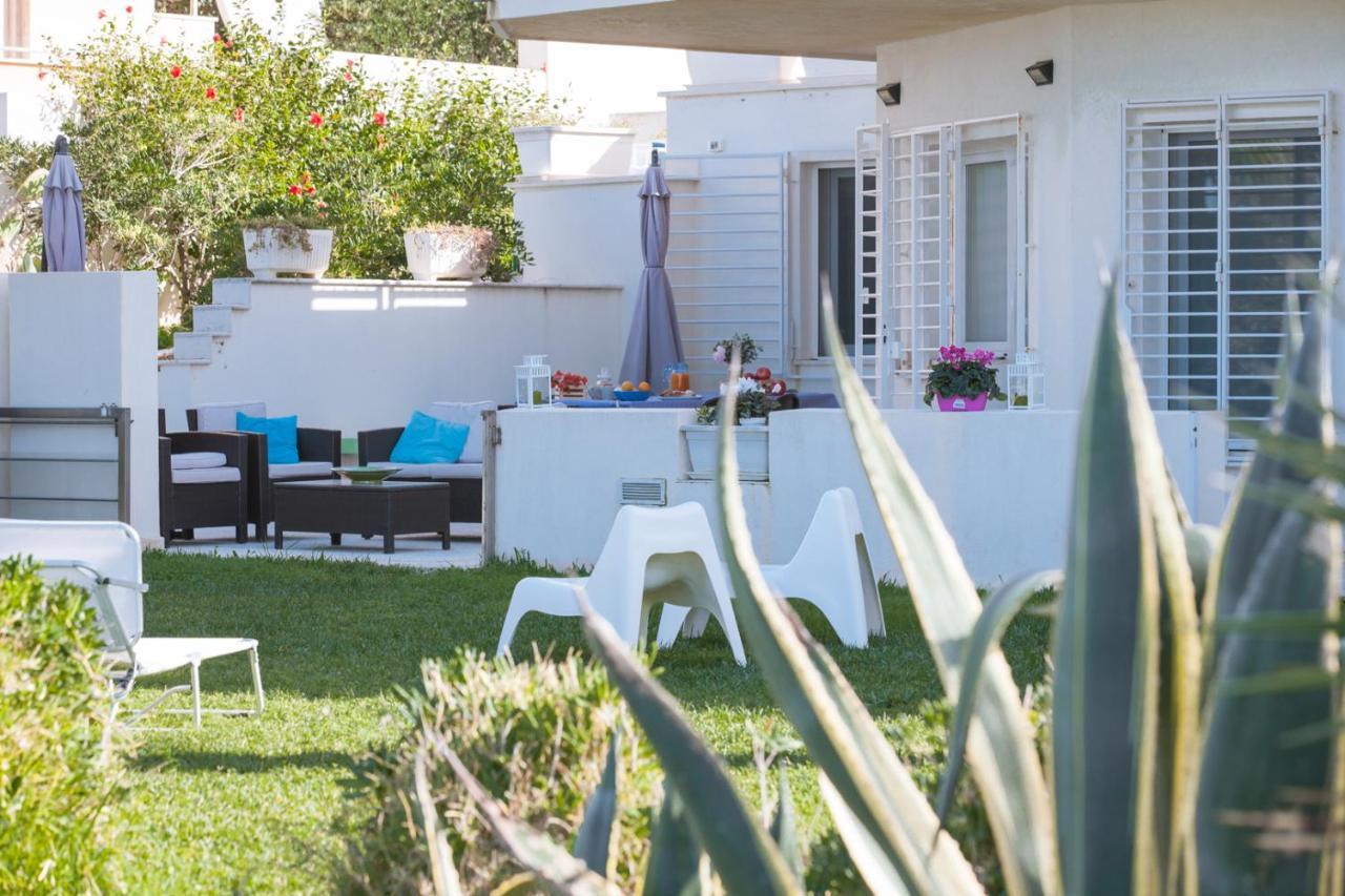 Casa Vacanze Ibiscus Alcamo Marina Exterior photo