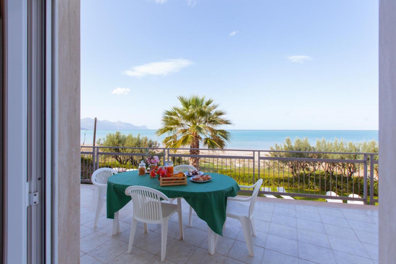 Casa Vacanze Ibiscus Alcamo Marina Exterior photo